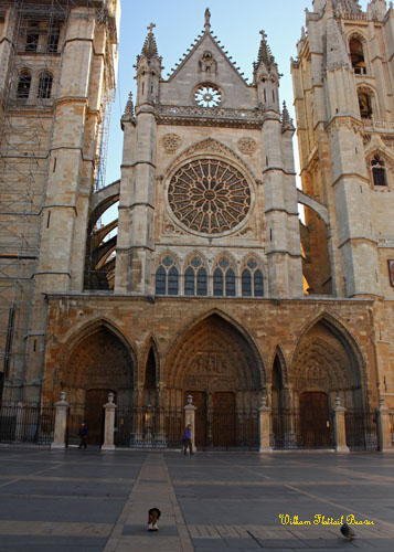 Santa María de León Cathedral!