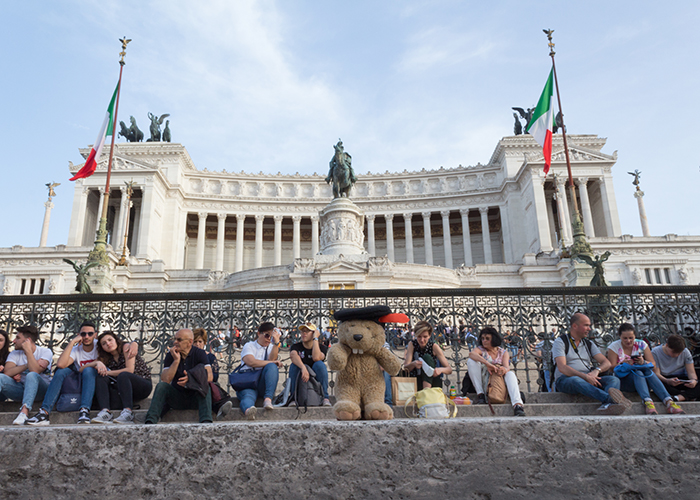 The Vittorio Emanuele II Monument!