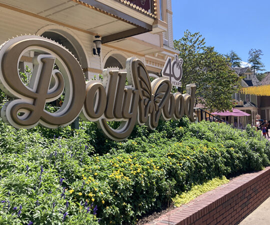 Dollywood Is Pure Mountain Magic!