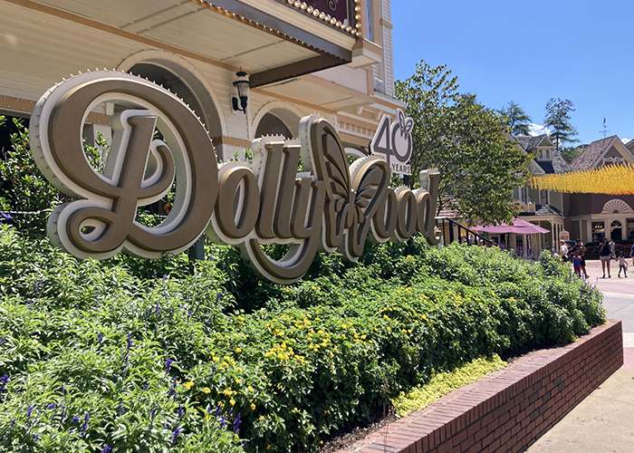 Dollywood Is Pure Mountain Magic!