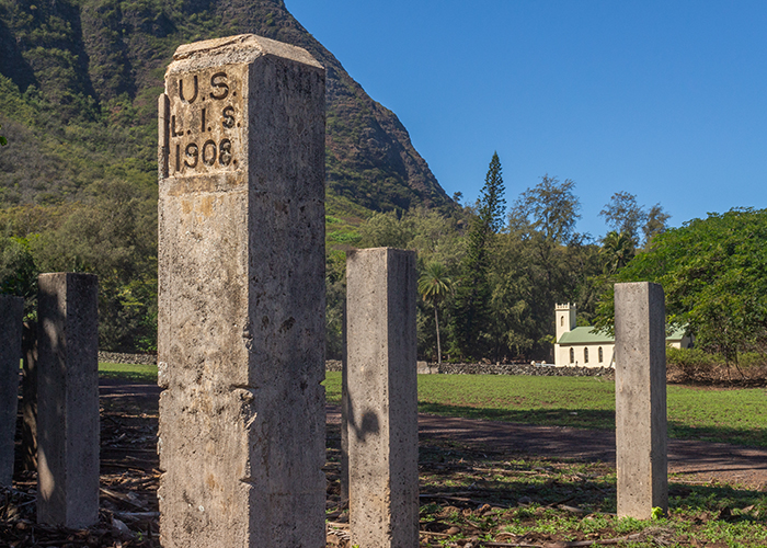 Glancin’ at Hansen on the Kalaupapa Peninsula!