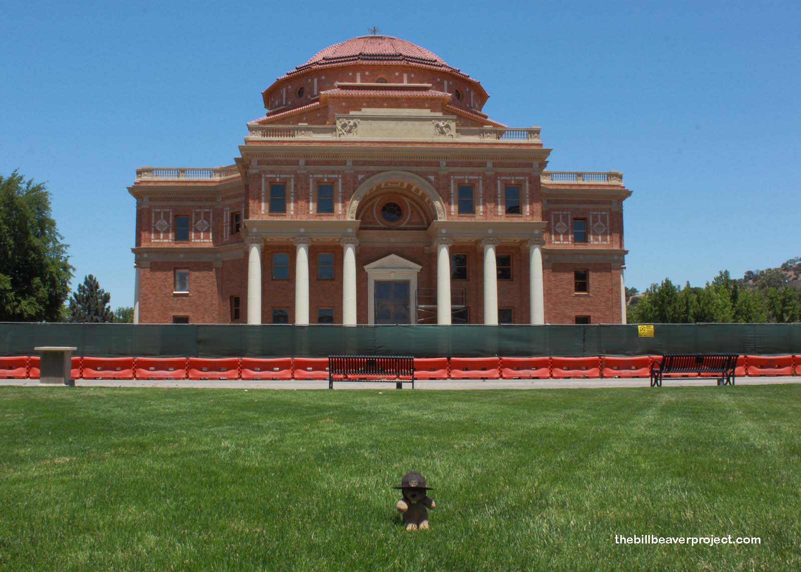 Administration and Veterans' Memorial Building