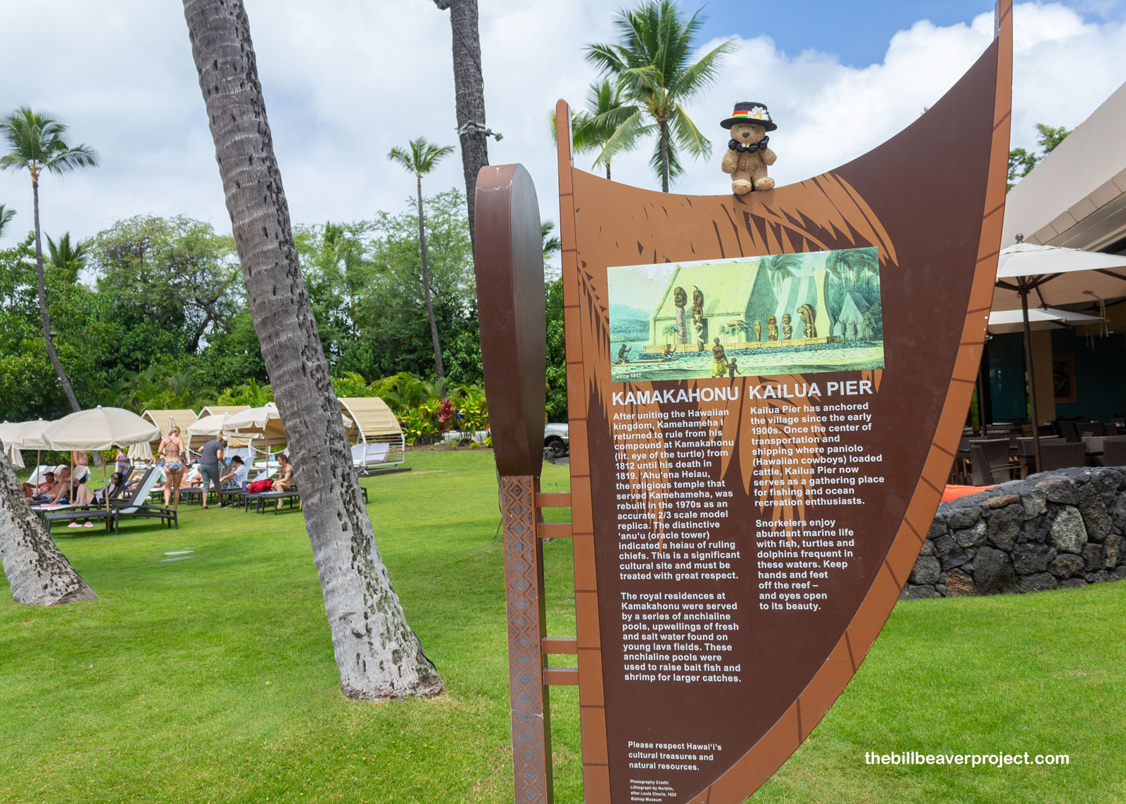 Some information about the Kailua Pier at Kamakahonu!