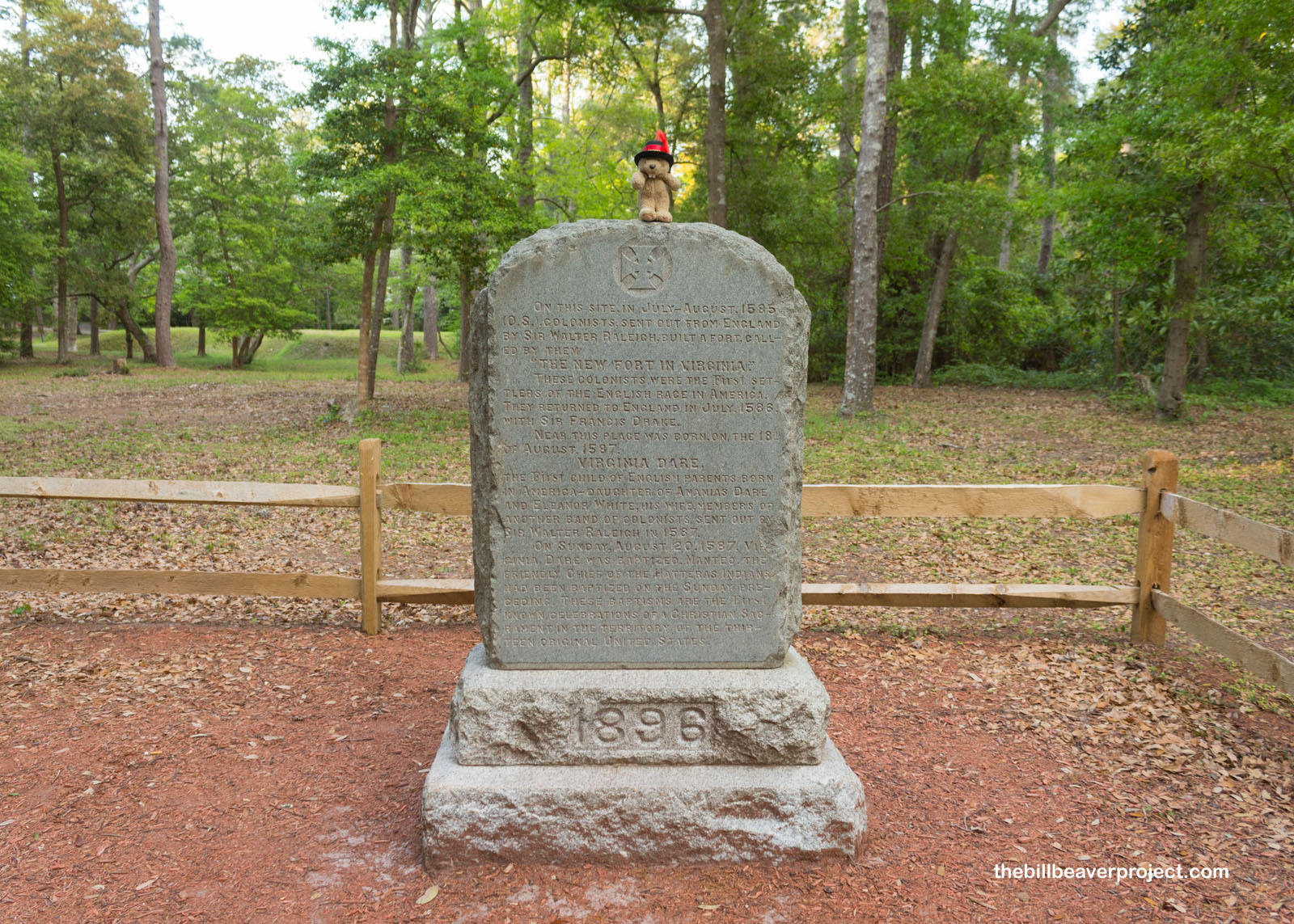 A monument marking the site of the fort!